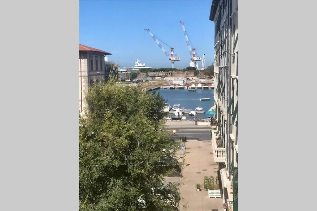 Sweet Apartment Fronte Mare - Livorno