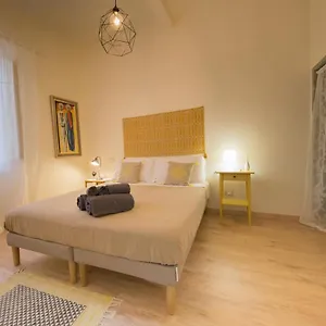 Bed & Breakfast In Acquaviva, Livorno